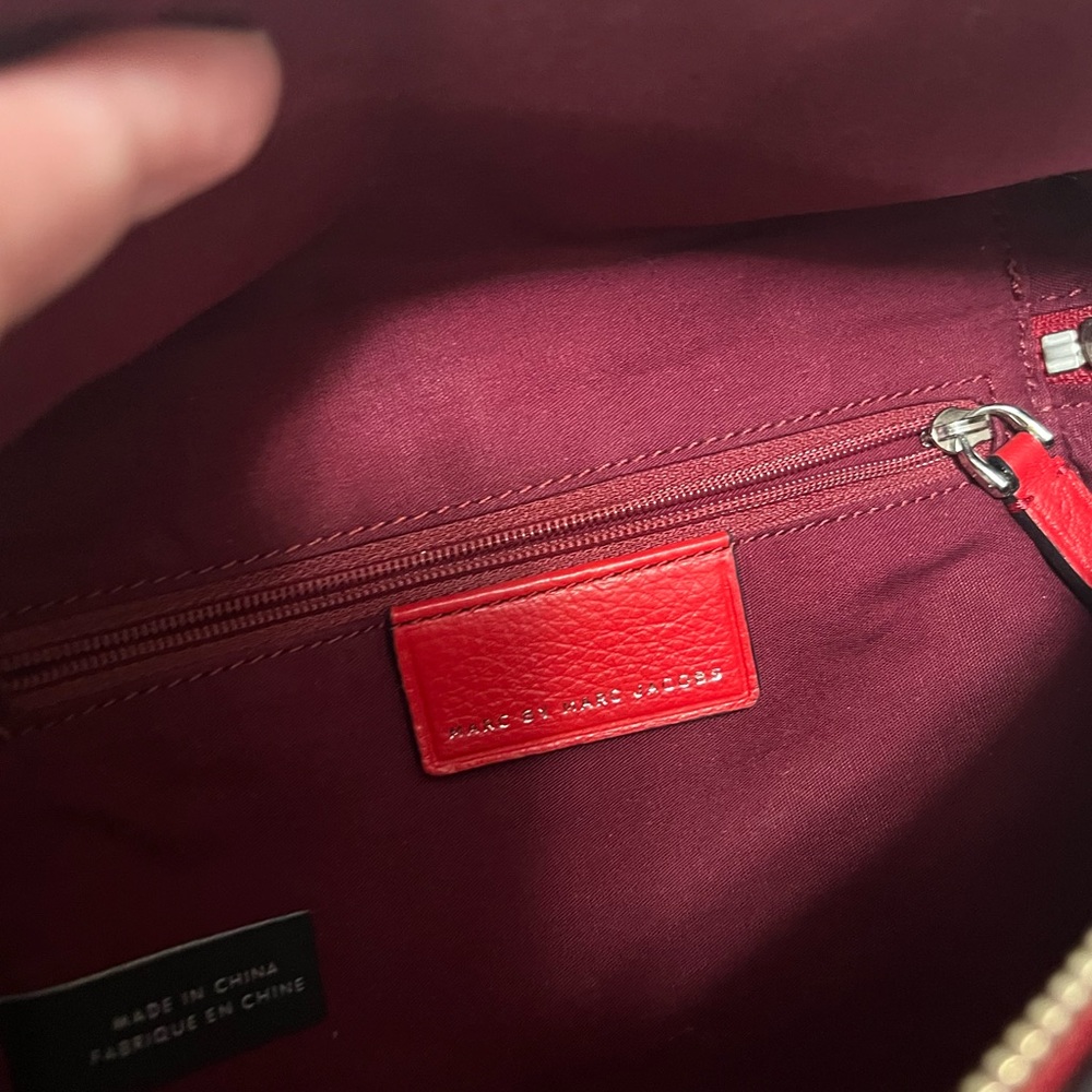 Like new Marc by Marc jacobs canteen style bag - Picture 5 of 16